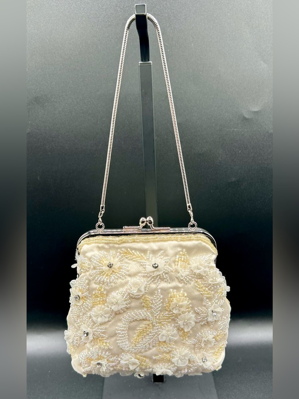 VALERIE STEVENS Evening Beaded Small Bag.